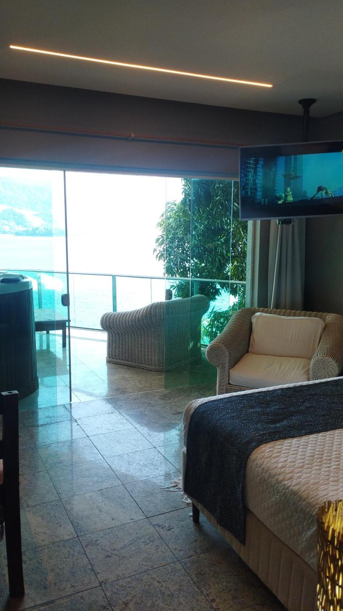 Suites Na Casa Da Praia Ильябела Номер фото