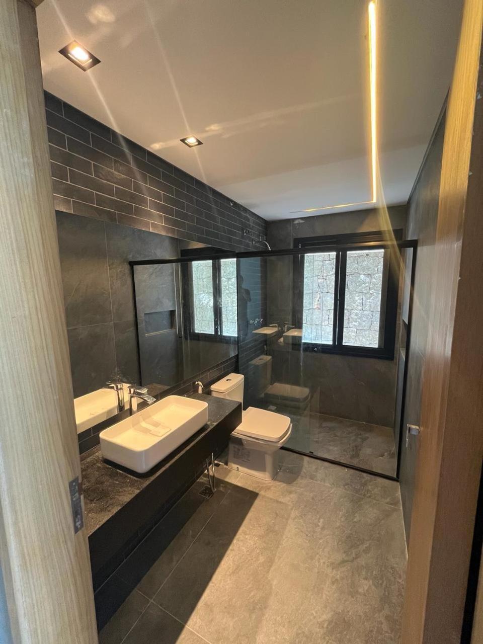 Suites Na Casa Da Praia Ильябела Экстерьер фото