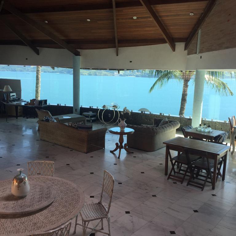 Suites Na Casa Da Praia Ильябела Экстерьер фото